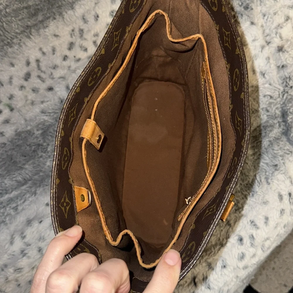 Louis Vuitton Monogram Vavin Tote GM! Preloved 7.8/10 - Picture 8 of 17